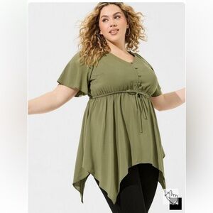 Torrid Olive Green Babydoll Challis Sharkbite Flutter Sleeve Tunic Top Sz 1X